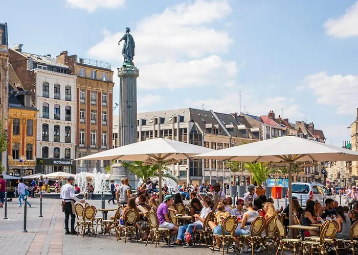 Centre - Large Functional *