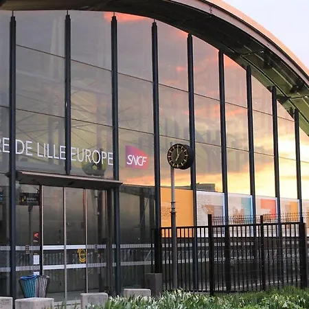 Centre - Large Functional Лилль